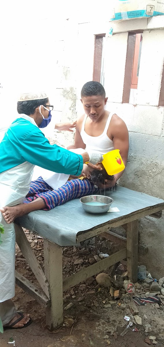 <a href="/prabowo/">Prabowo Subianto</a> Minta tolong pada yg mulia presiden Prabowo tegur kapolri <a href="/KListug/">Kurt Listug</a>  karena tidak menjalankan tugas dgn baik.jajarannya polri di Polsek Koja polres Jakut telah menutup tutupi kasus kematian anak saya dan telah menerima sogokan dr pelaku kejahatan.mohon bantuannya pa presiden🙏