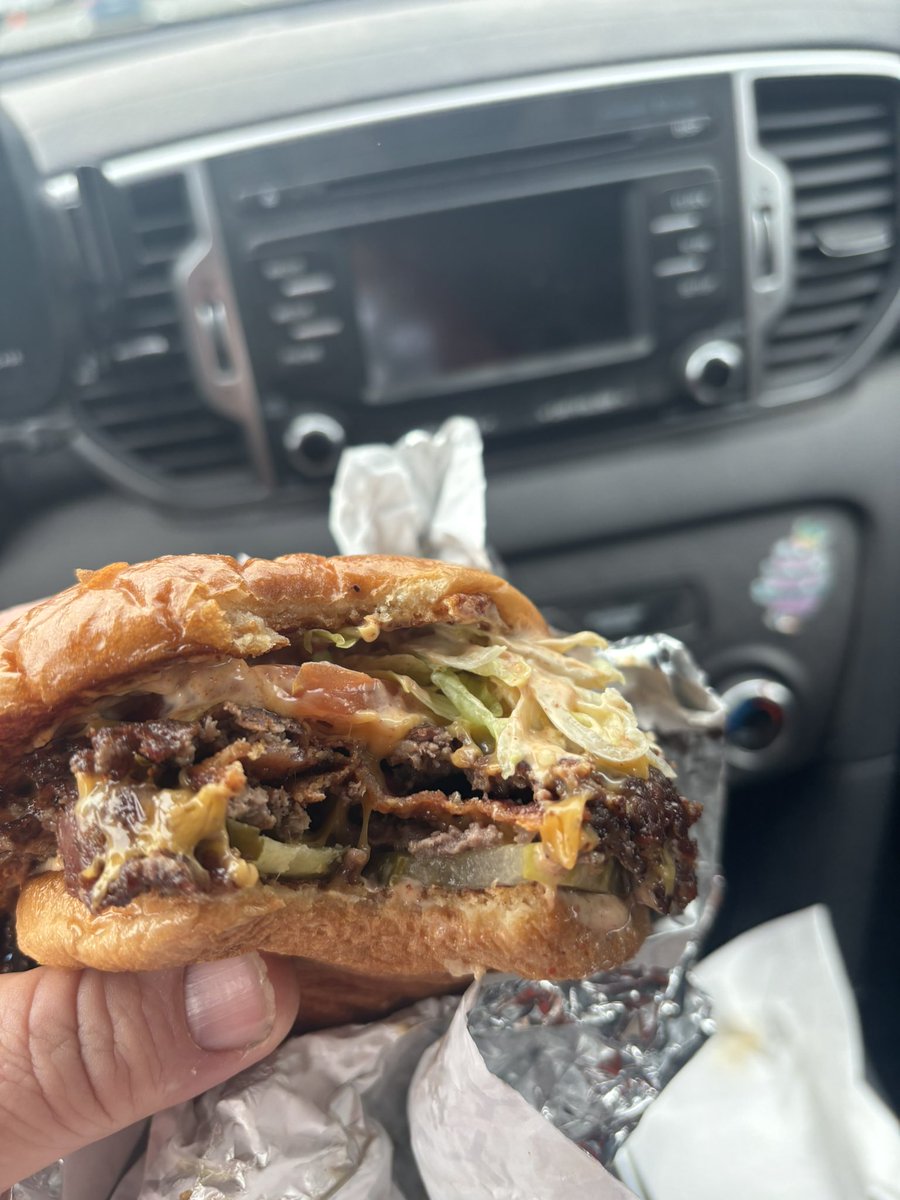 If you find yourself in Abbotsford checkout Bob’s food truck in the church parking lot at the roundabout on the Macullum off ramp. Amazing breakfast sandwiches and now amazing smash burgers