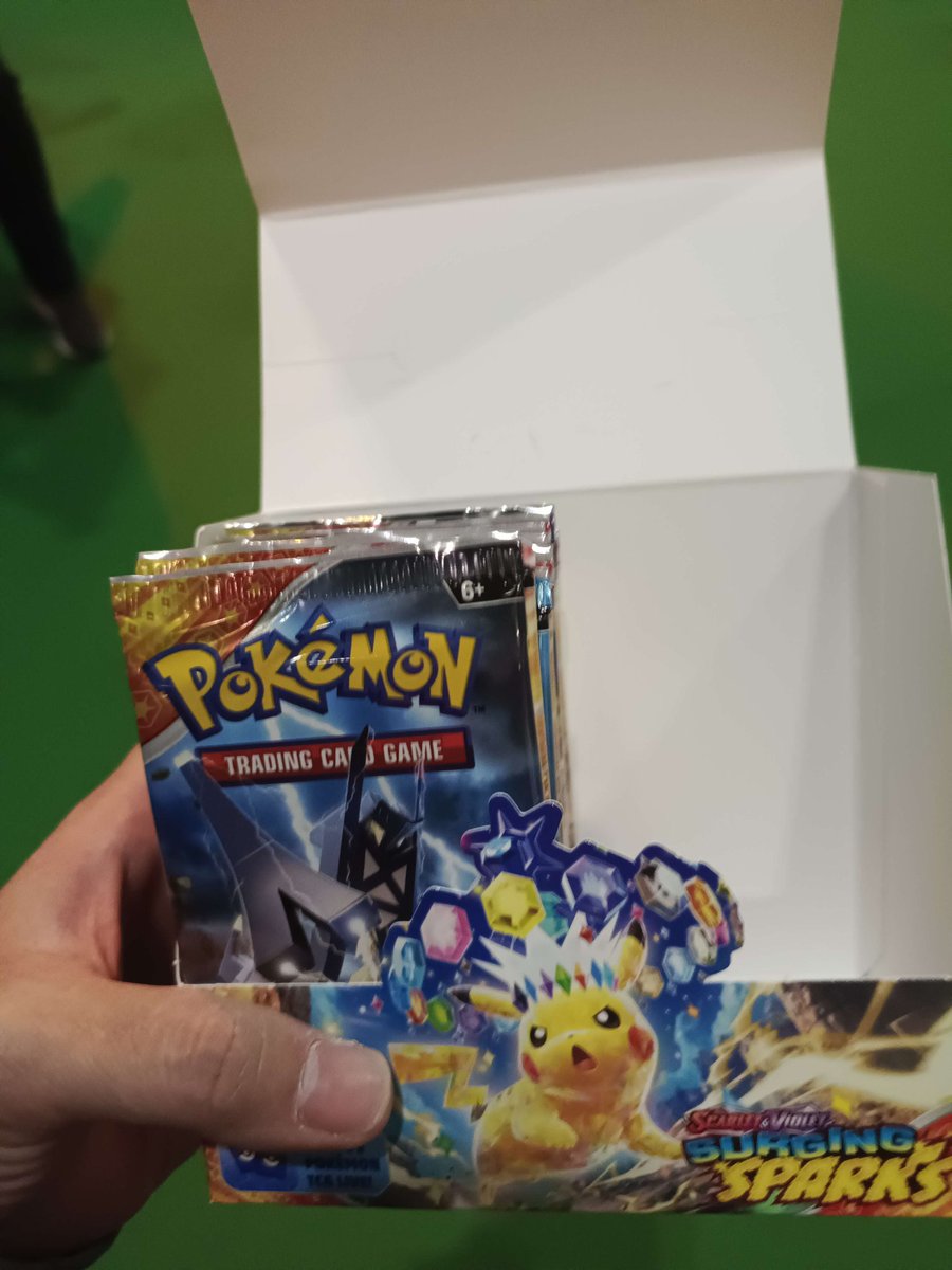 anyone in EUIC wants to buy this?
 feel free to DM