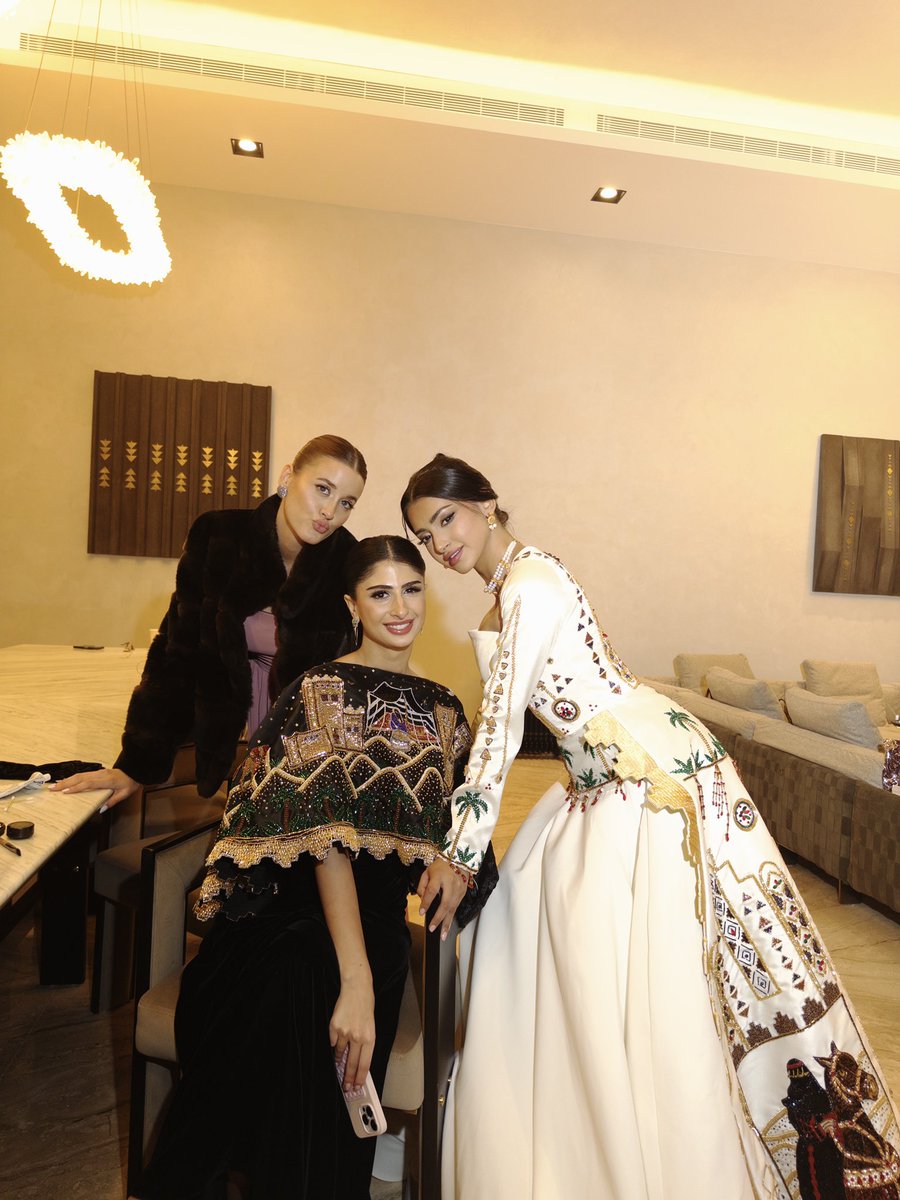 ASL LINE tweet media