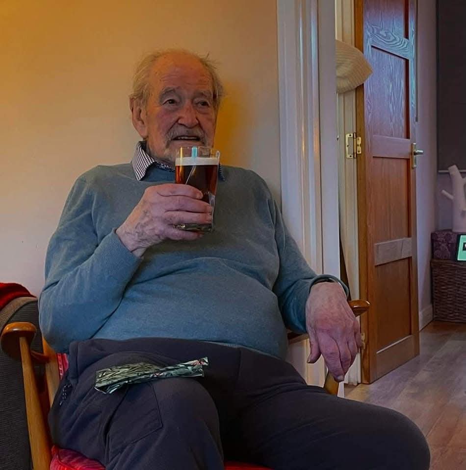 bluesdevil1's tweet image. My Dad made it to 91 years and 3 days old - a wonderful man - hard, disciplined, and utterly devoted to his family. I miss him every single day for his humour and his wise counsel. Rest easy at the last reorg Sgt Boag - arte et marte