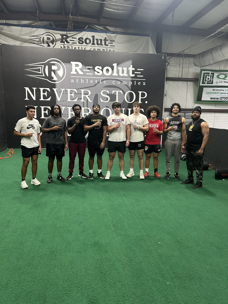 Another week in the books!!

Got some good work in today!! Each rep is an opportunity to get better.

Elite Dawgz🐶🐶

#TrainOrComplain

<a href="/royprice41/">Roy Price</a> <a href="/jjholloway1557/">JJ Holloway 2026 LB</a> <a href="/prestonlunsfor4/">Preston Lunsford</a> <a href="/AnthonyJalloh52/">Anthony Jalloh</a> <a href="/nas_buff/">Naseem Strickland</a> <a href="/LeonCunnin73423/">Leon Cunningham</a> <a href="/Jadenlovellwmhs/">Jaden Lovell</a> <a href="/MMil2026/">Michael Milenkovski ('26)</a>