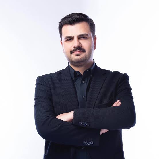 ampuloffical's tweet photo. Eyüp Kadir İnan Ak Parti MKYK listesinde. https://t.co/x5BrvcWjdU
