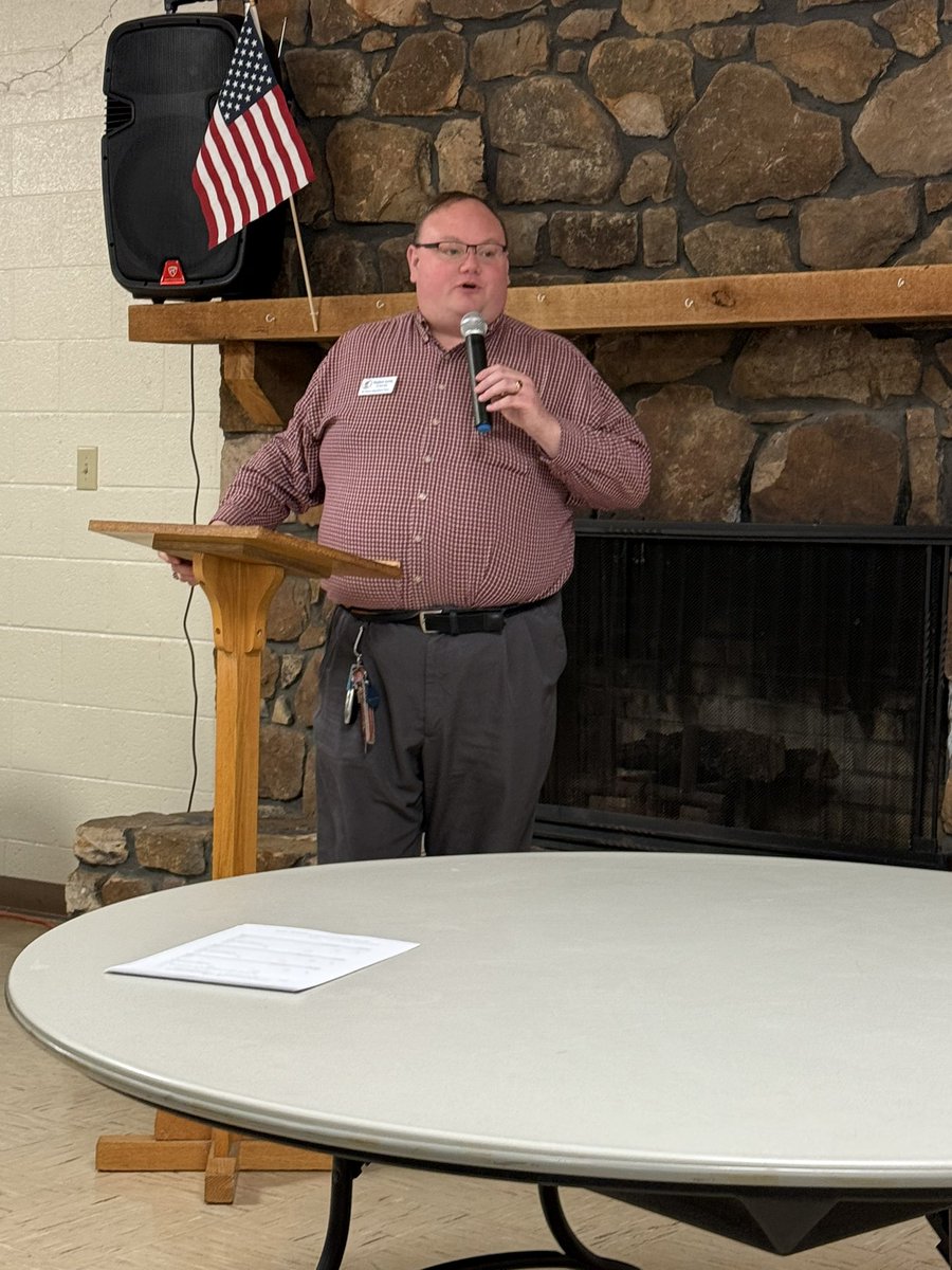 SaaronGA's tweet photo. Thank you Sammy for giving me some time today at the @GwinnettGOP Precinct Caucus to speak! I laid out a clear vision for the @ga9_gop Georgia for the next 2 years. We have to have experienced leadership to win! I hope to earn your vote on April 26th! #gagop #gapol #ga9gop https://t.co/jqqDfjw3iw