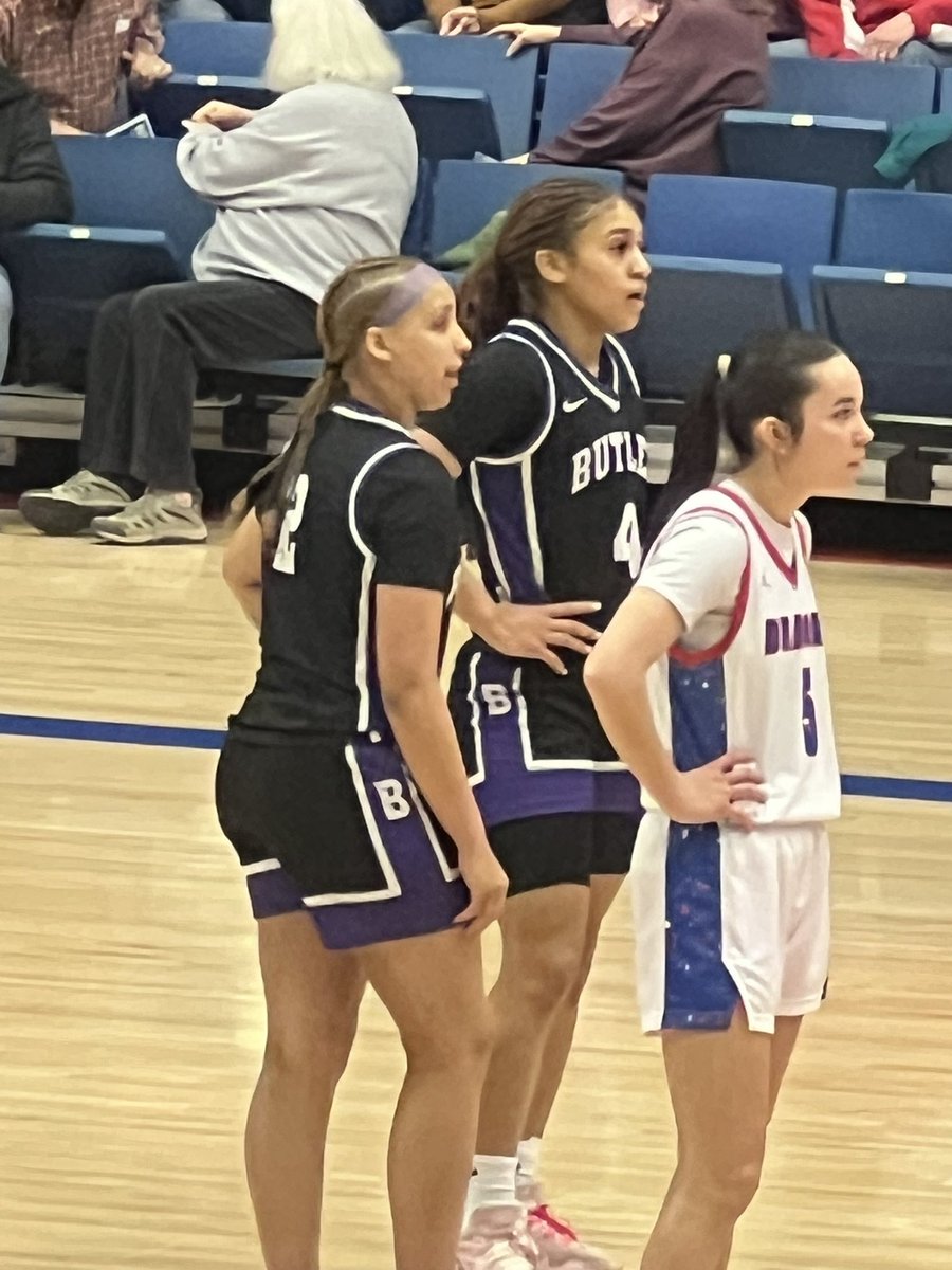 DAllan70's tweet photo. Another game day in Hutch to watch some @LadyPantherBB alums face off! https://t.co/2H2CsqCa2E