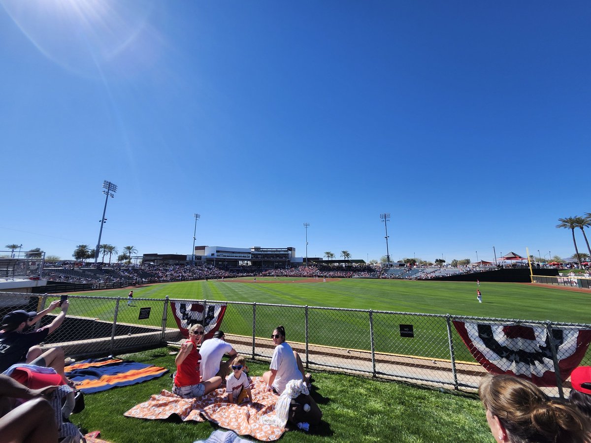 DraftMaverick's tweet photo. Anthem and first pitch at @GoodyearBP for @Reds vs @CleGuardians 

#10DaysofCactus @cactusleagueaz @MLB https://t.co/Xc1Nc0wNyl