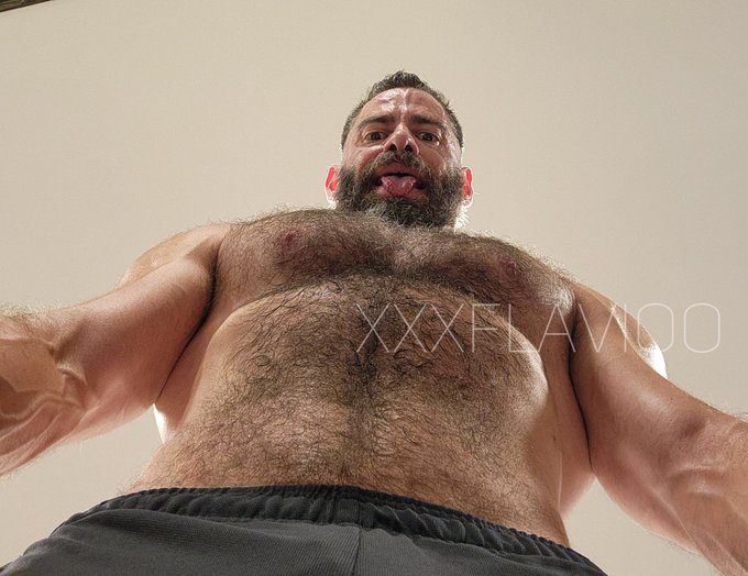 Watch 🇧🇷🦍🎧DJ XXXFLAVIO's leaked NSFW photo on TwXstars