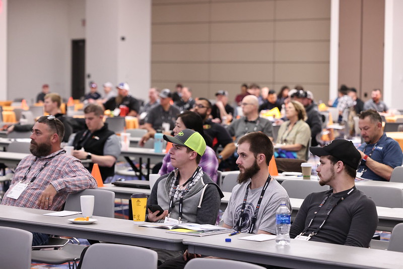 Having the best tools in your toolbox when it comes to #hiring in the construction industry is essential, and understanding your best #workers is crucial to finding good candidates. 🤝🛠️

Discover how to attract the right #construction candidates at the #linkbelow!