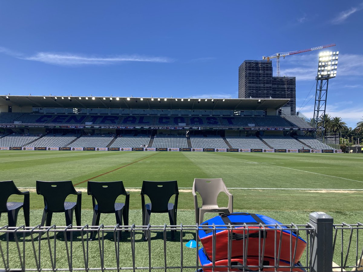 HullKiwi's tweet photo. Better not doze off here #mafting https://t.co/v6lYKHEQ8J