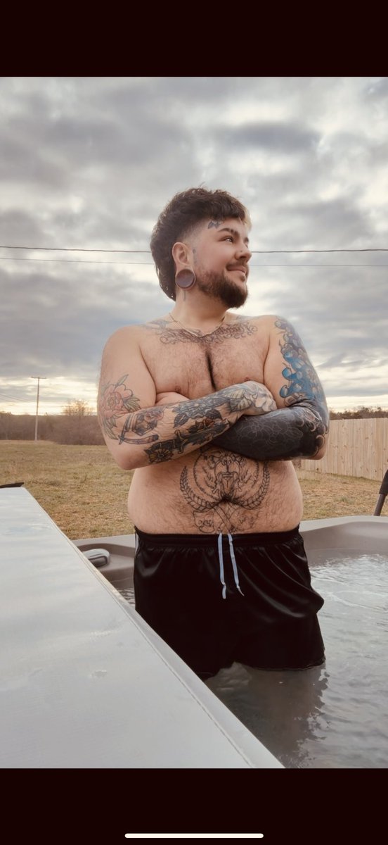 Olidrew23's tweet photo. Being transgender is beautiful. https://t.co/d2rTpN8M1i