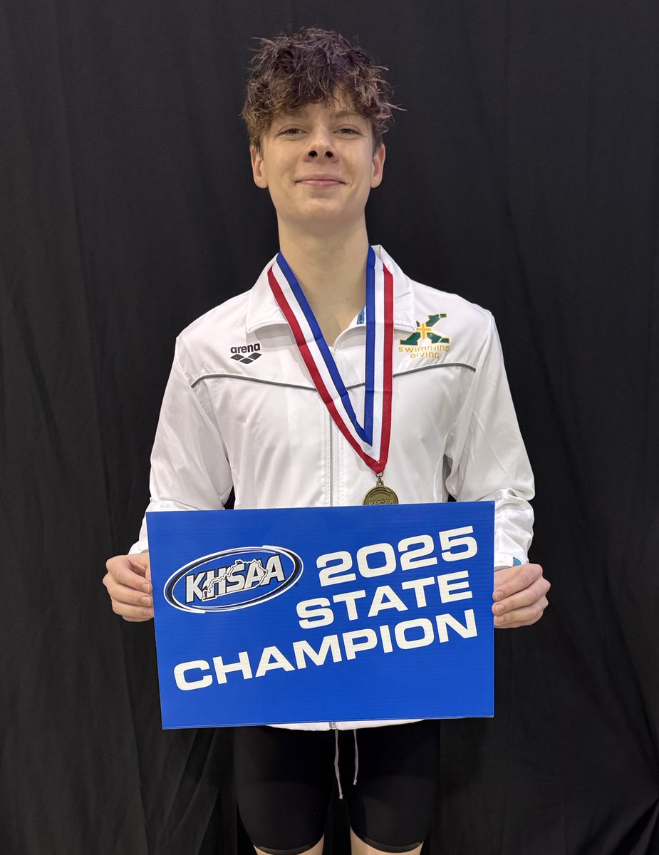 KHSAA's tweet photo. 🚨🏆 Boys’ 500 Free Fourth Hampton Stuecker (Trinity Louisville) Third Cono Presti (Beechwood) Runner-up Chase Knopf (Ryle) And our 2025 STATE CHAMPION CLAY BAUMANN (ST. XAVIER) #khssw https://t.co/st5aRiBEg7