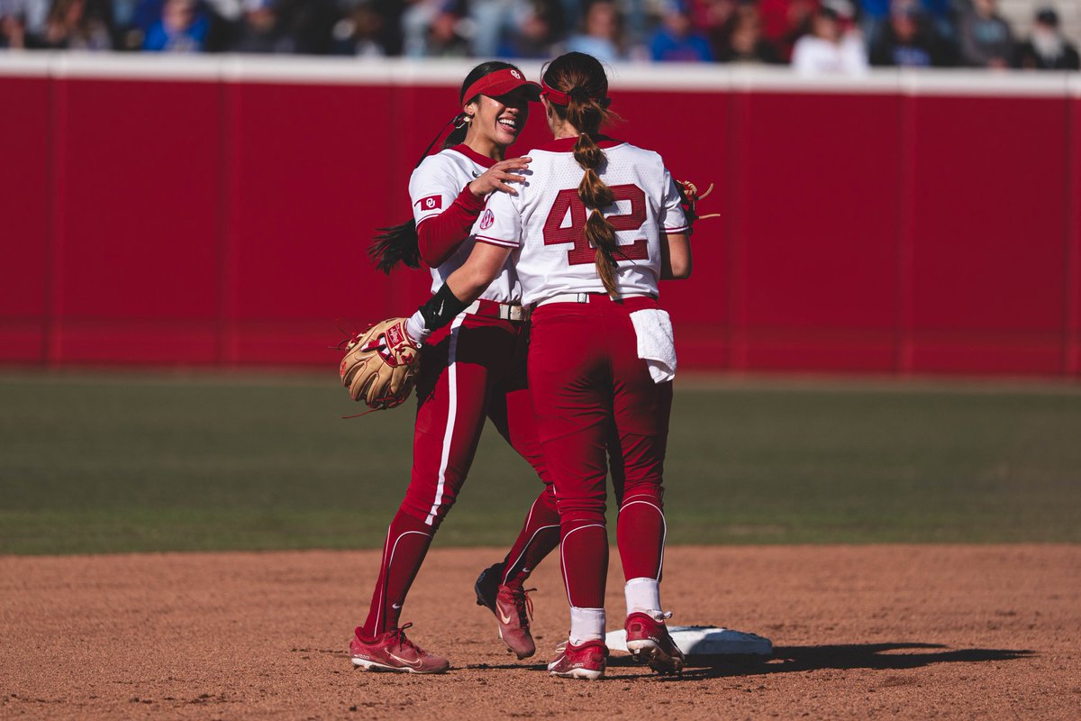 Oklahoma Softball tweet media