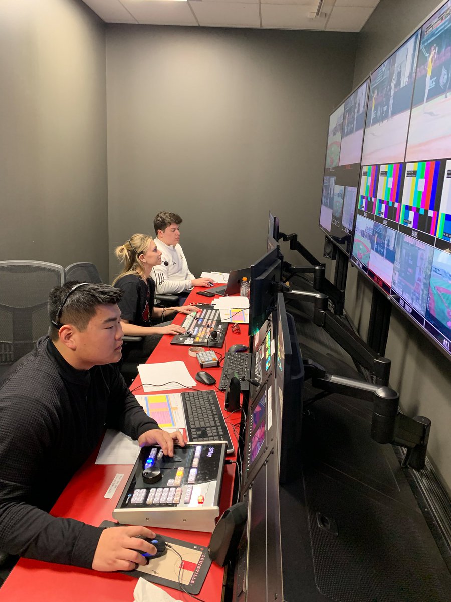 Cards TV tweet media