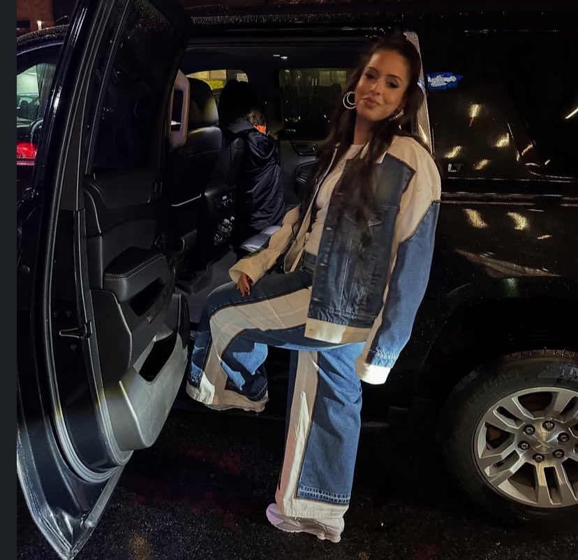 Matlockness's tweet image. What a bossy night😍