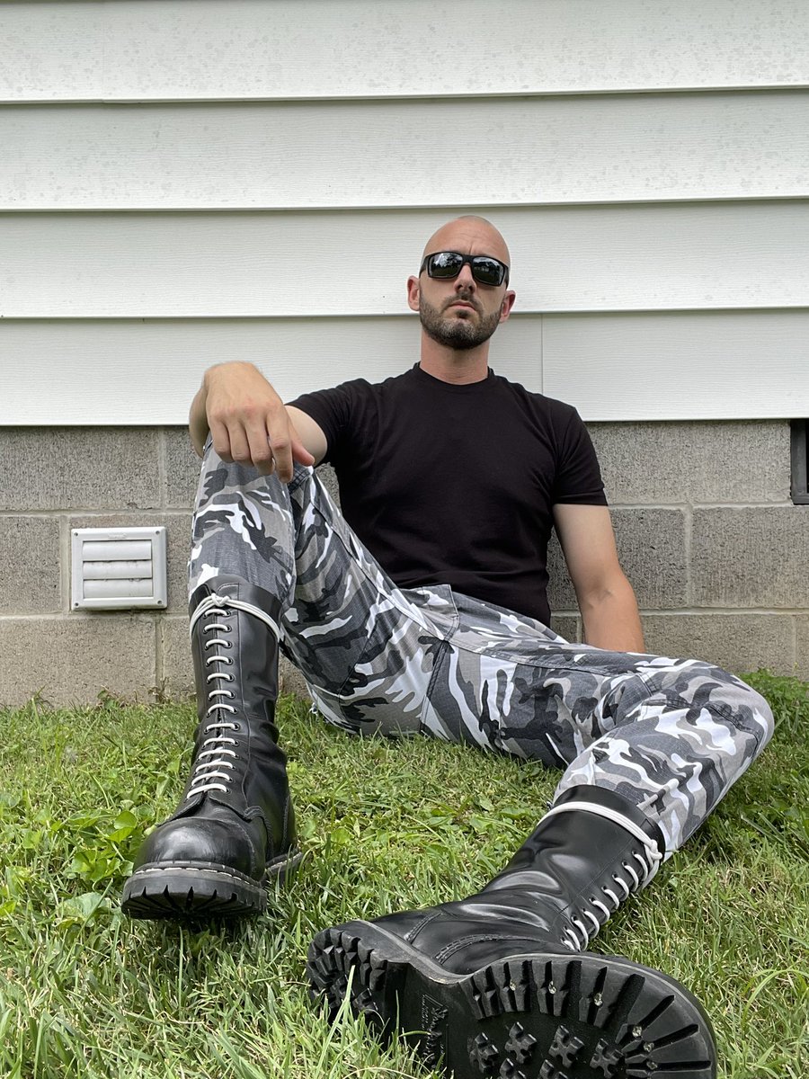 Midwestskinhead tweet media