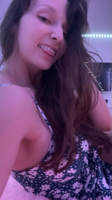 Watch Lexi Luna™️'s leaked NSFW photo on TwXstars