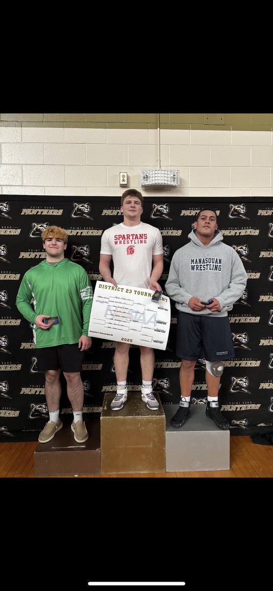 Danny Farina
District 23 Champion 215 lbs