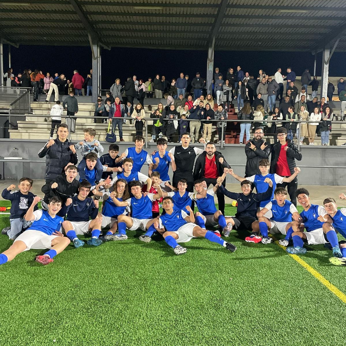 CanteraSFCD's tweet photo. ✅ ¡Otro ➕3️⃣ para el #CadeteBahíaSanFernando! 

2️⃣ #CadeteBahíaSanFernando 
0️⃣ @XerezDFCCantera 

⚽ Víctor Baldomero 
⚽ Jesús Arana https://t.co/ZI2DVWKhFN