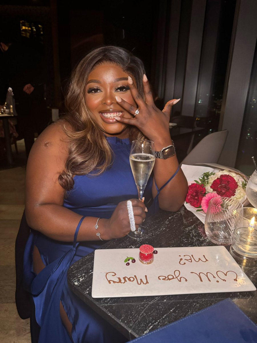 yimmymartins's tweet image. I SAID YES 💍 TO THE LOVE OF MY LIFE!