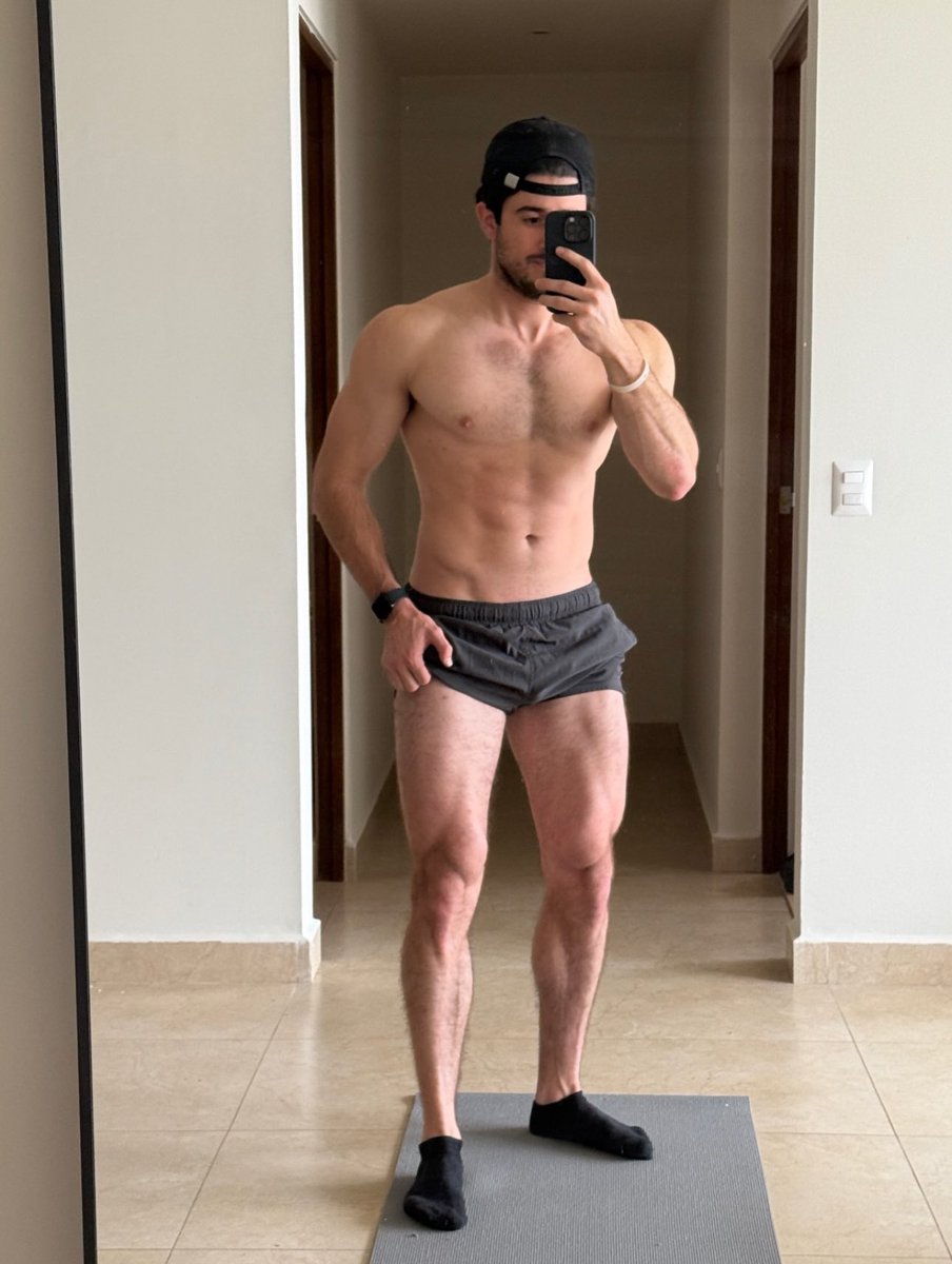 sodomita89's tweet photo. Neta que DIOS BENDIGA A JOSÉ CUERVO 🔥🤤 https://t.co/0kCorjSmI8