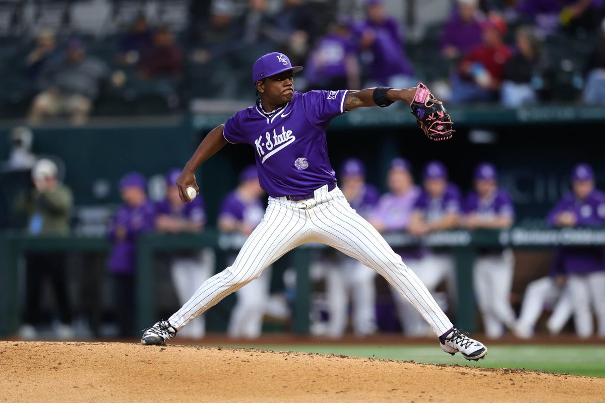 Aaron Fitt (@aaronfitt) on Twitter photo #HeatSheet Alert: <a href="/KStateBSB/">K-State Baseball</a> freshman Donte Lewis bumps 96-97 in his 3rd inning of work. Doing a masterful job setting up the heater by landing his tight 81-85 slider for strikes. <a href="/bigedmachine1/">Eddie Kelly</a>, who took this photo, said he is having Tom Gordon flashbacks. Not bad. 9 up, 9 down. #HeatSheet Alert: <a href="/KStateBSB/">K-State Baseball</a> freshman Donte Lewis bumps 96-97 in his 3rd inning of work. Doing a masterful job setting up the heater by landing his tight 81-85 slider for strikes. <a href="/bigedmachine1/">Eddie Kelly</a>, who took this photo, said he is having Tom Gordon flashbacks. Not bad. 9 up, 9 down.