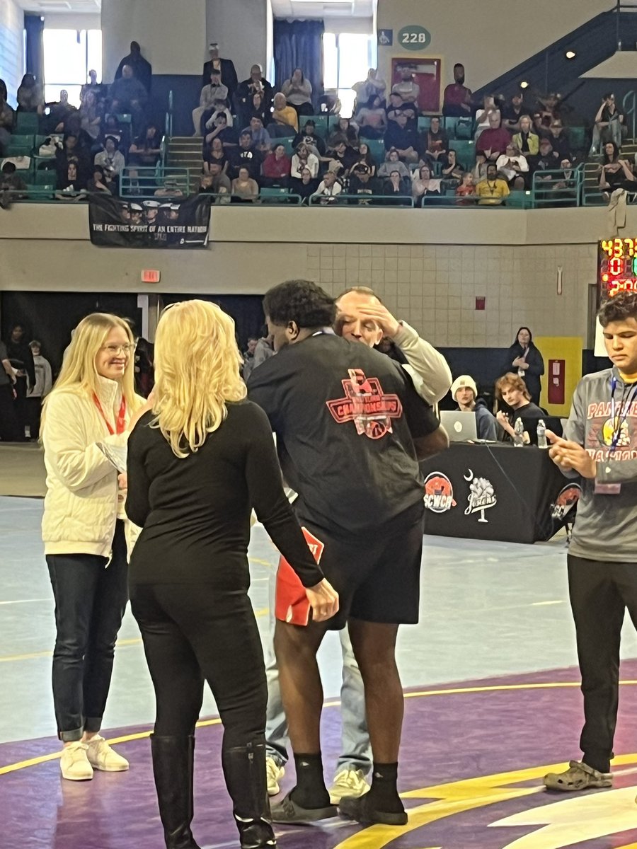 Congratulations to Hillcrest Senior, Donavan Briggs, on being named a recipient of the 2025 Coach Nate Day Memorial Scholarship. 

#glad2bealiveproud2bearam