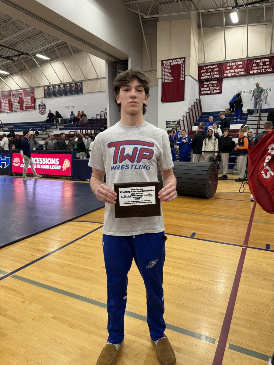 WTHS__Wrestling's tweet image. District 31 Most Outstanding Wrestler our very own Colton Hagerty 🥇