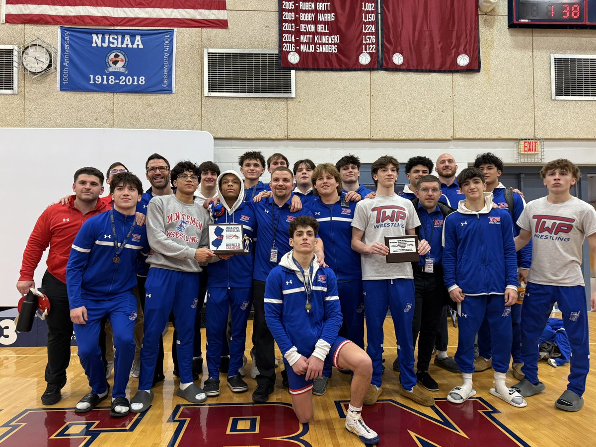 WTHS__Wrestling's tweet image. District 31 Champs

Washington Twp Minutemen