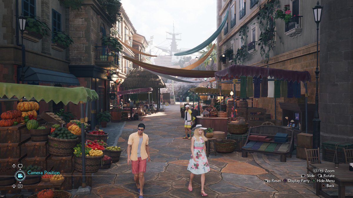 Lhet's tweet image. #11 Costa del Sol
Again got away from the ref but perspective keeps things looking alright. Tried doing more on the painting side on this, remixing colors constantly on each wash. There are problems but would be happy if I made this on an urban sketch.

#watercolor #lineandwash