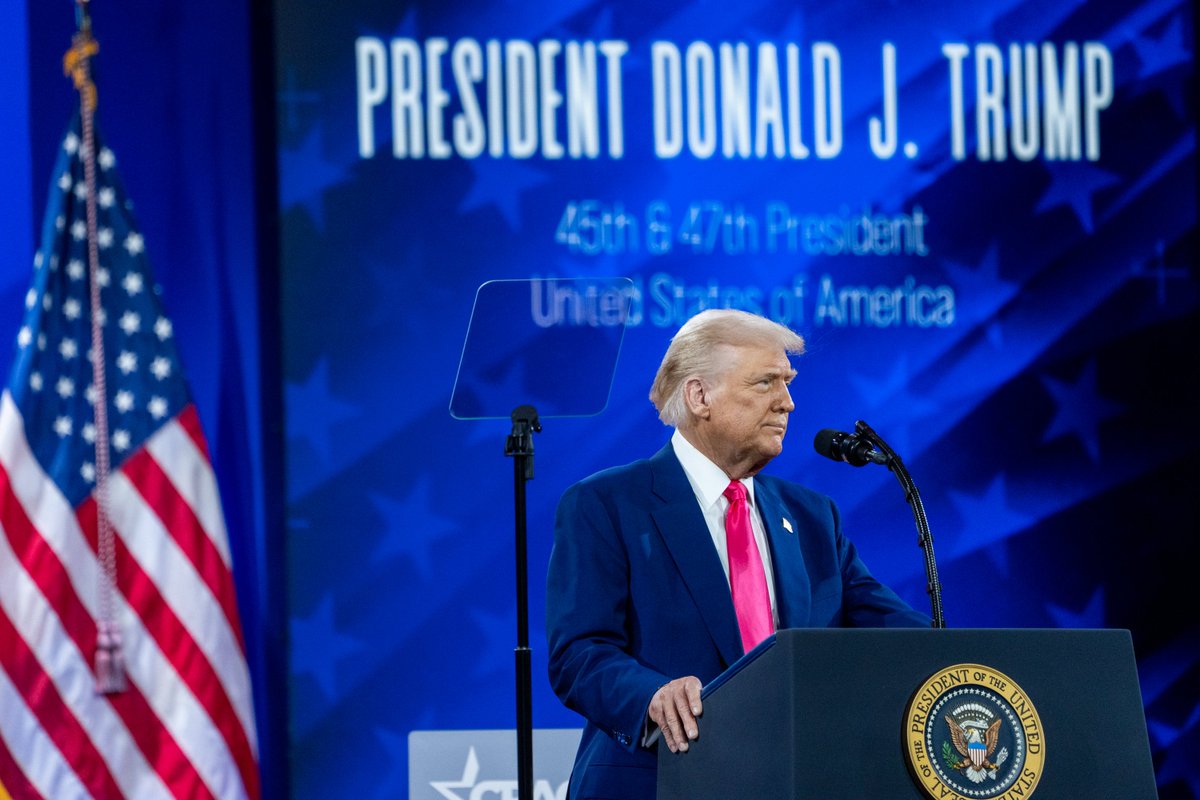 The White House tweet media