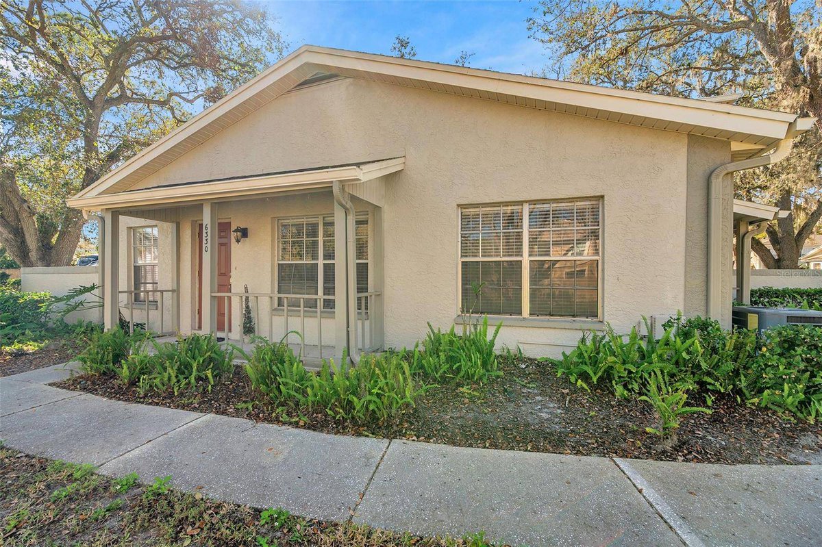 vlegrow1's tweet photo. 6330 WOODSPRAY LN, Temple Terrace, FL 33617 just hit the market!
Take a look at this awesome space: https://t.co/C9pko8BaKw https://t.co/K9rLqDxcGI