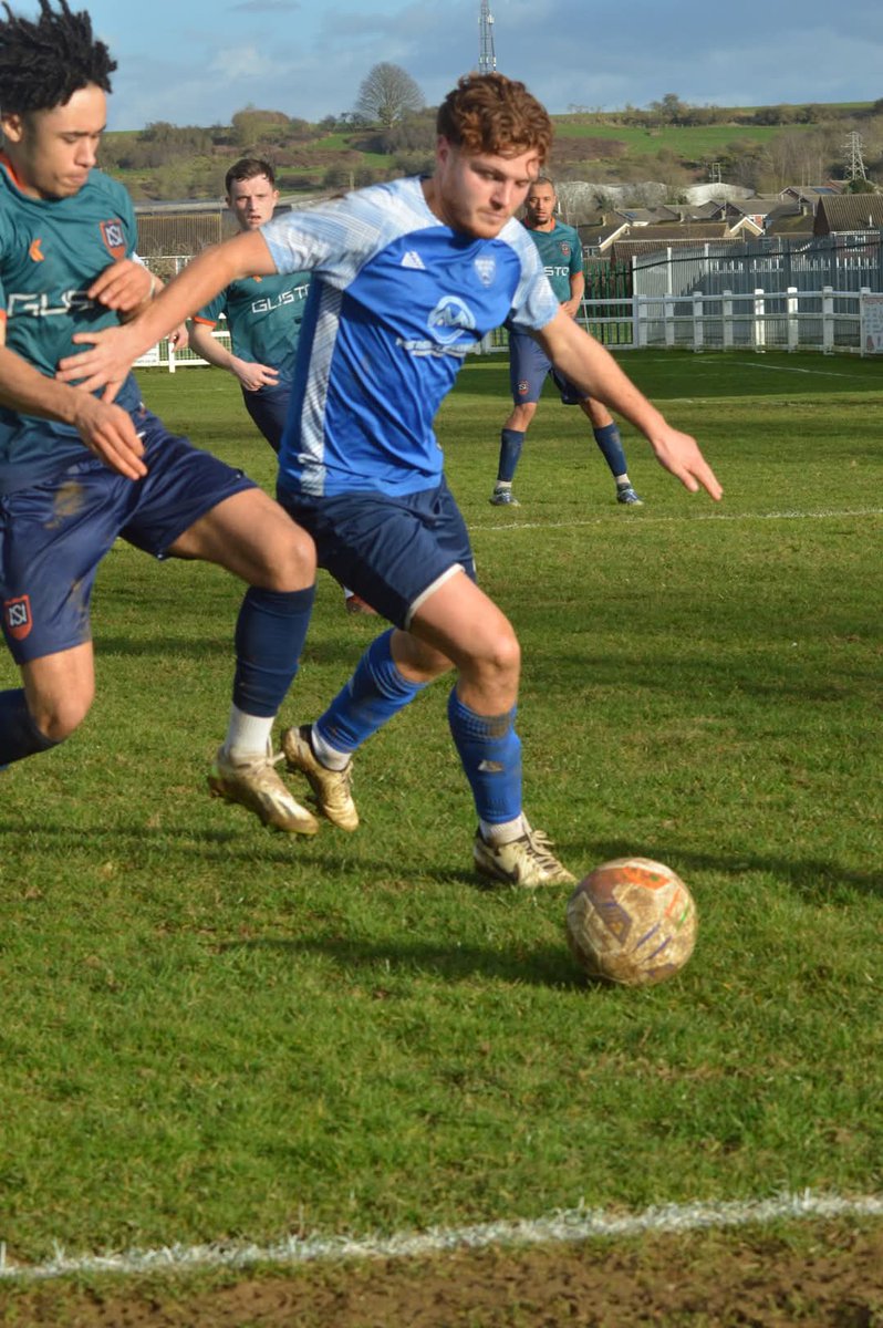 Some action <a href="/bostontownfc/">Boston Town FC</a>  v <a href="/TheHighwayMen_/">Newark and Sherwood United Football Club</a>  and <a href="/James_Lev0/">James Leverton</a>  in action