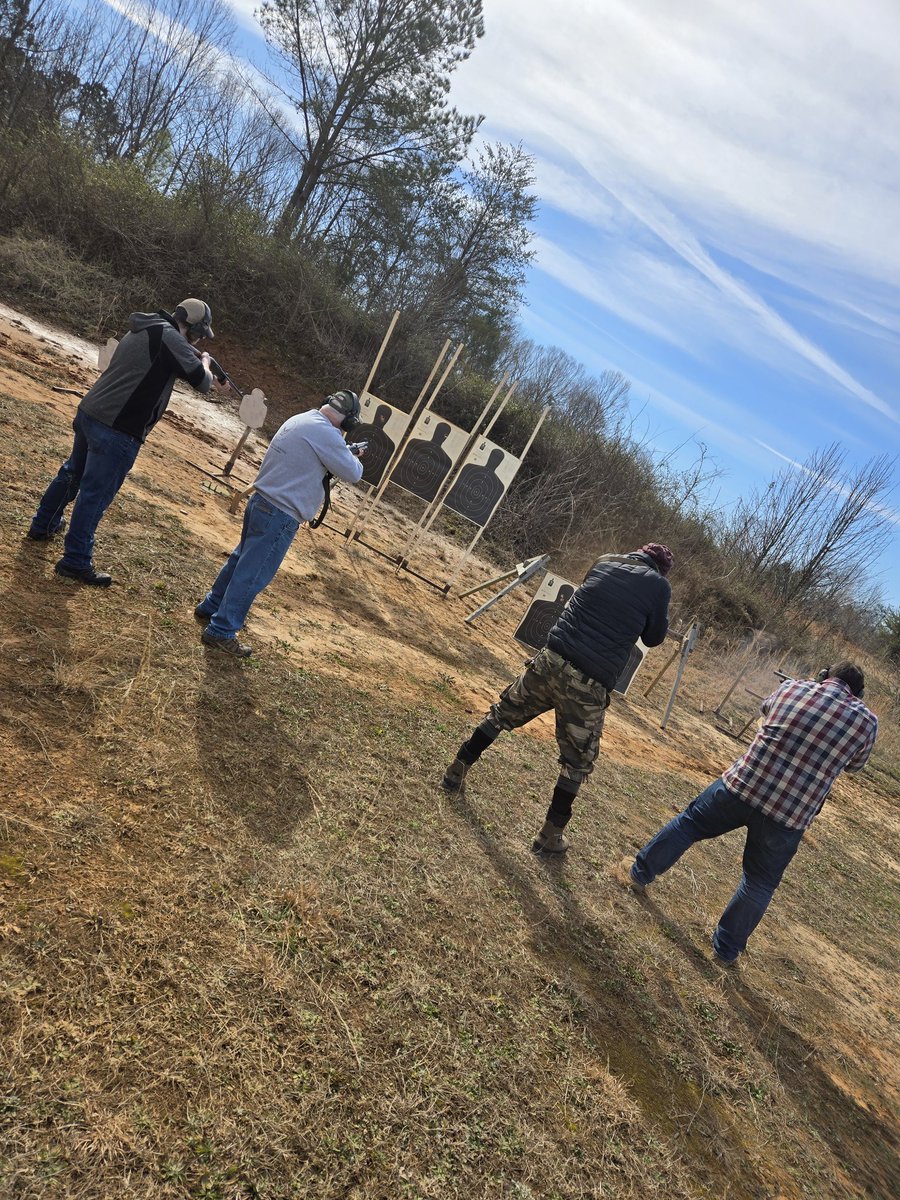 EstelaWildEd's tweet photo. Taught 4 great Americans a defensive shotgun class today in Lawndale, NC. My @Beretta_USA 1301 ran flawlessly. The new Chisel Machining folding stock was a hit too. Nothing quite like a scattergun BOOM. https://t.co/lfFLHBgQoP