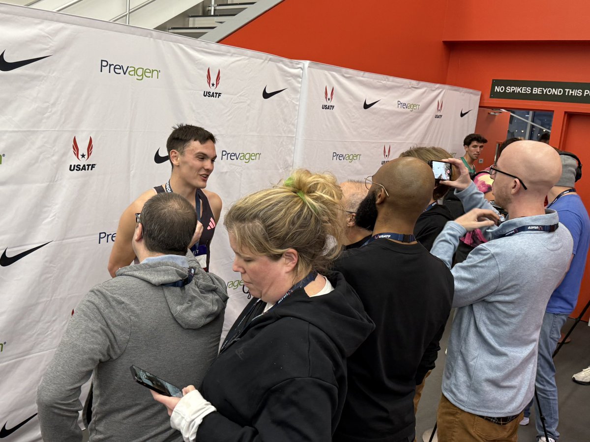 Congratulations to <a href="/hobbs_kessler/">Hobbs Kessler</a> on winning the men’s 3000m national title at the <a href="/usatf/">USATF</a> #USATFIndoors Championships!!