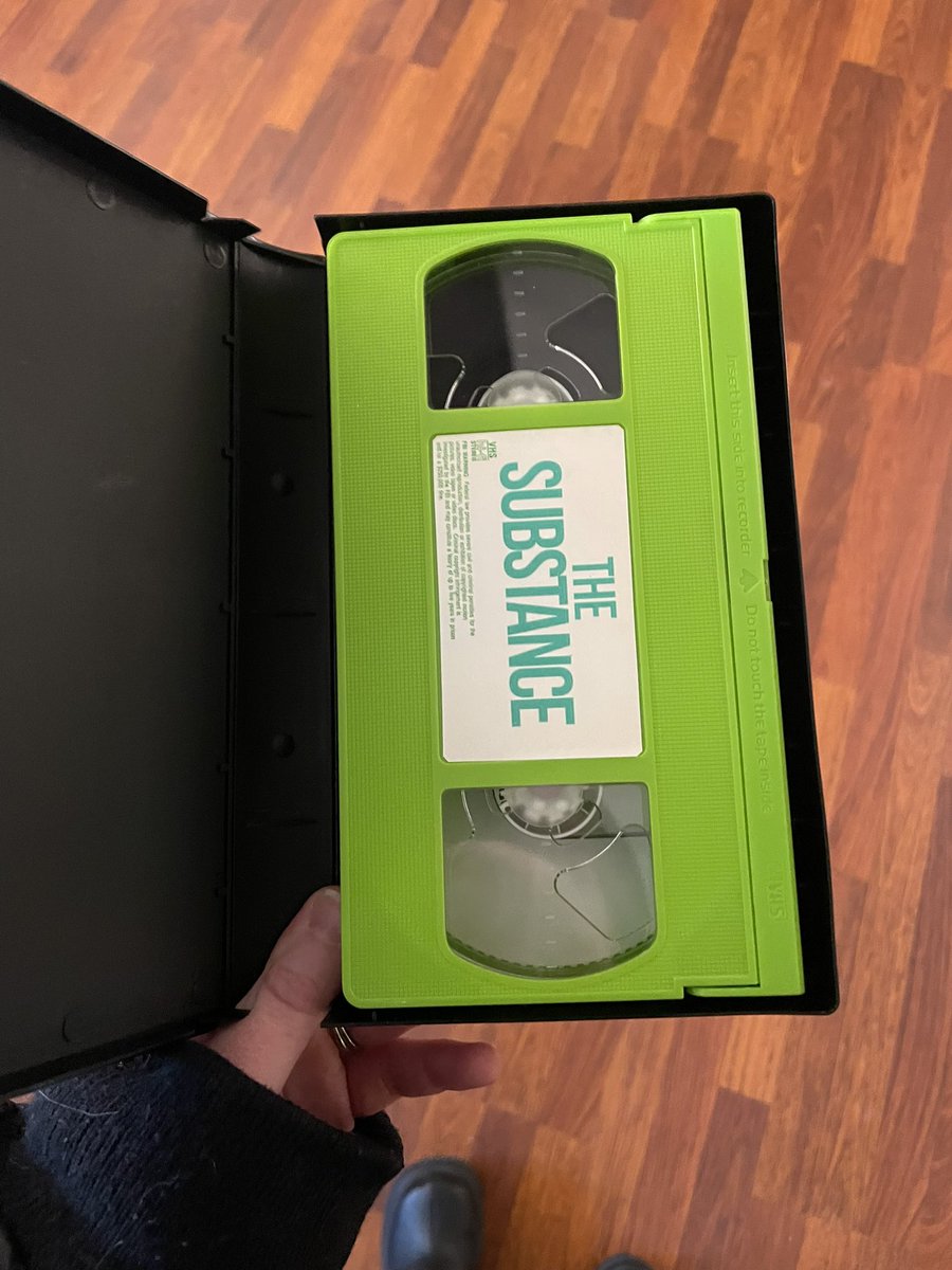 ShredxVelvet's tweet photo. insane mail day

thank you @BrainBusterVid ! https://t.co/rPrW6CWaRp