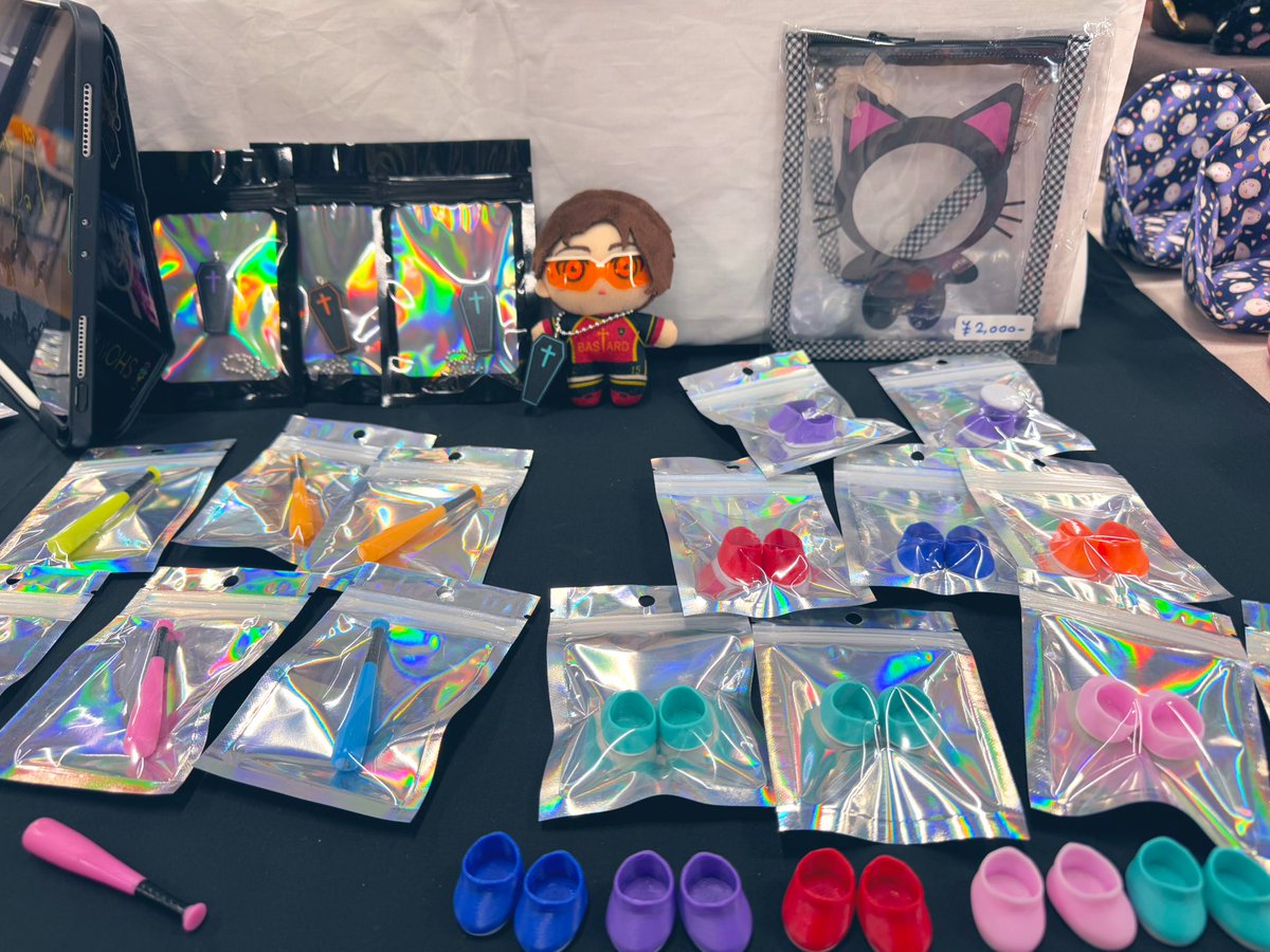 まるまるロジカ、ぬいフェス参加します！

み 19

です！！ぜひ手に取って見てください✨
 #ぬいFes04 #ぬいFes
#ぬいフェス