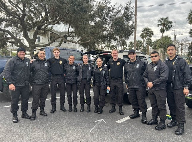 LakeTechCollege's tweet photo. What a blast at the Georgefest parade in Eustis today! ๐บ๐ธHuge shoutout to our amazing student ambassadors and law enforcement recruits for all their hard work and support. You made today extra special! #CommunityStrong #ParadeFun #fltechnicalcolleges #CareerInAYear https://t.co/FEF7PYZvMV