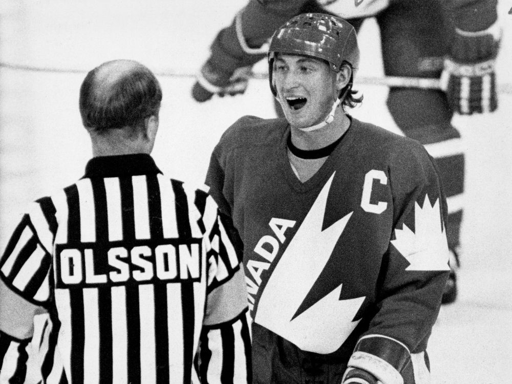 BOBBY ORR: The Great One is a great Canadian who deserves our respect not criticism torontosun.com/opinion/column…