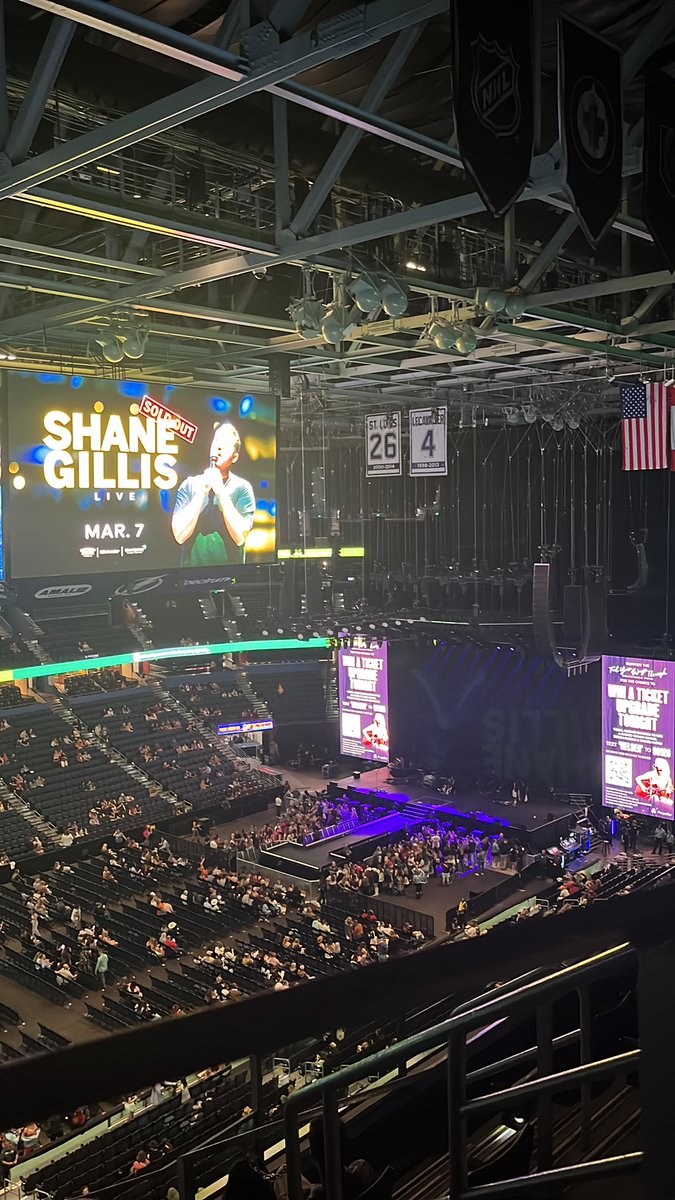 Danielle 💛💛 tweet media