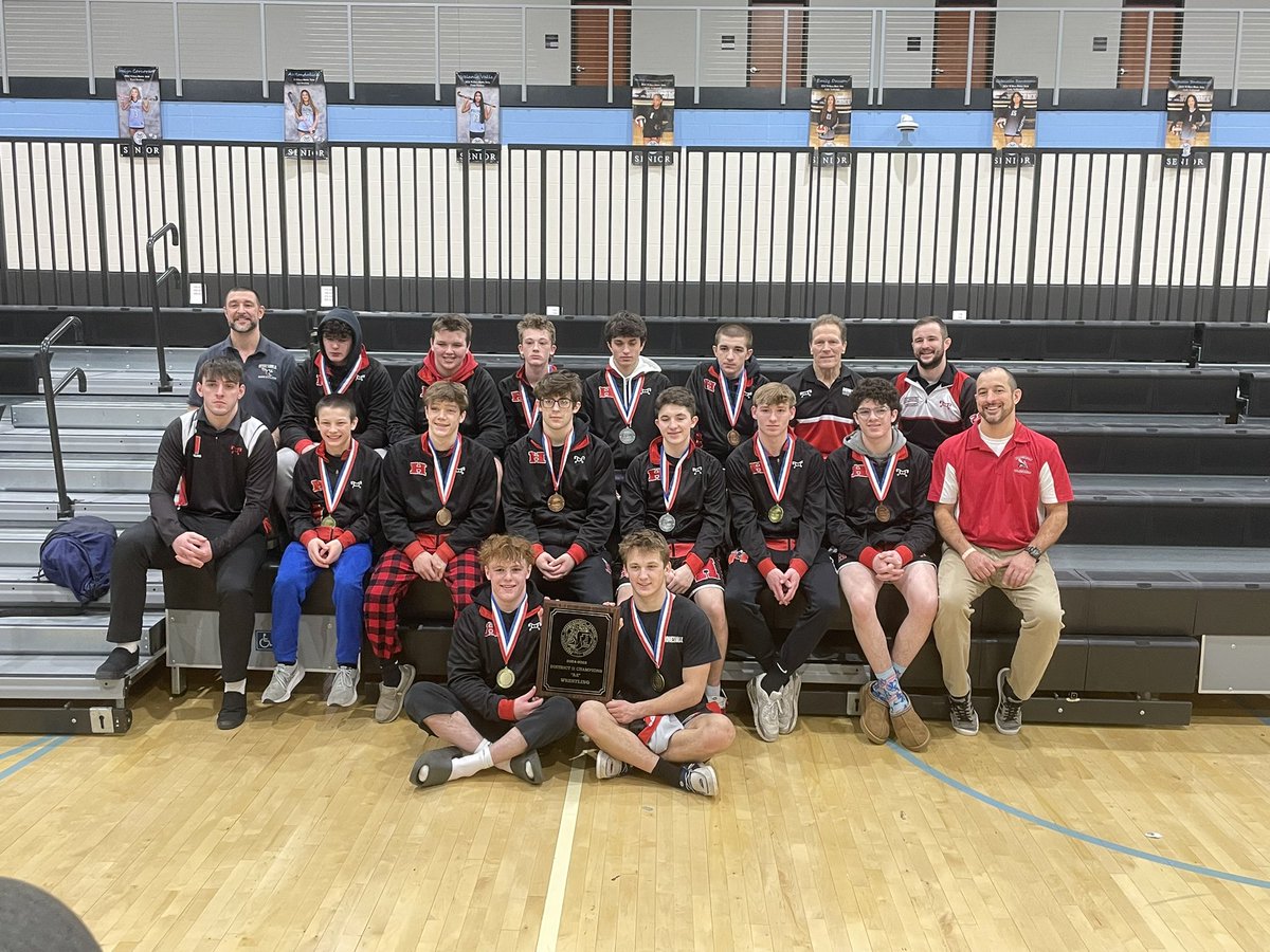 D2 BOYS 2A WRESTLING: team champion Honesdale Hornets