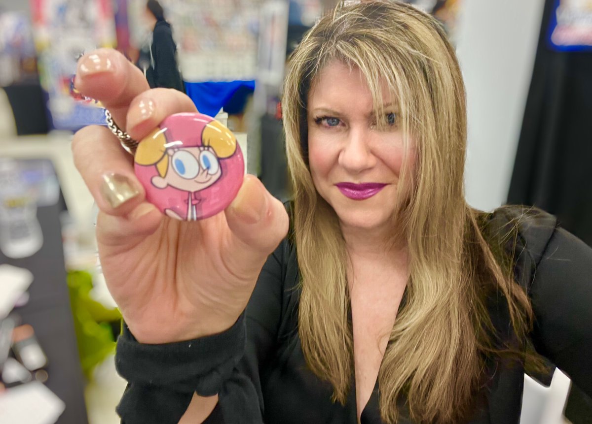 KatCressida's tweet photo. โOoooooโฆ ๐
what does THIS BUTTON DO??!!โ ๐
Never ceases to touch me how many incred
folk at ๐ #ComicConโs will share
#Childhood memories ๐ and thank meโฆ
HUMBLED ๐ to be a small part in this classic toon!
#DextersLaboratory ๐งช#CartoonNet
#Nostalgia #CartoonNetwork https://t.co/hG4JcmKWQ9