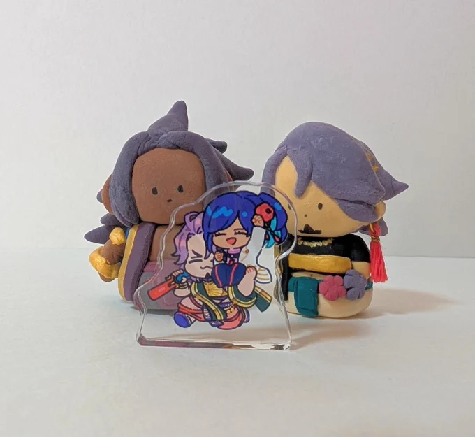 春コミに持ってくペパムン狂陣営(兄妹)の自立ミニアクスタ(3.4cm)届いたんだけど可愛くないちっちゃ〜い会場価格400円よろしくお願いします通販もします