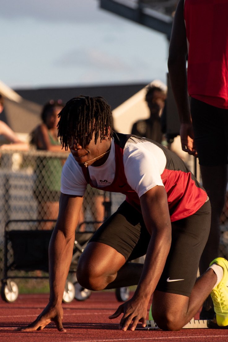 ZionRoberson8's tweet image. 400m:50.2 200m:22.7 just the start of something great @Coach_KThoma @PalmettoFBall @CoachSandersPHS