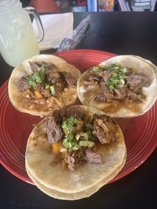 Watch Nixlynka the Succubus's leaked NSFW photo on TwXstars