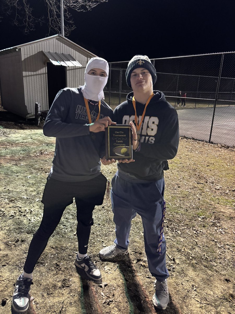 GCavanaugh25's tweet image. Great weekend! Boys Doubles 1st Place in the tournament friday, 2-0 on saturday for baseball going 4/5 being walked twice with 3 singles and a double, 6 RBIs, and 6 stolen bases!!