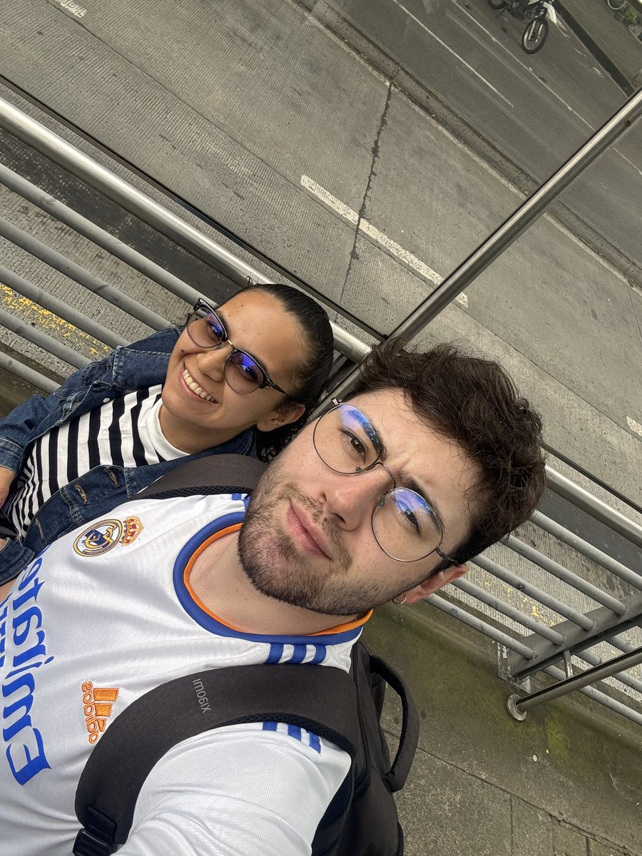 ¿Recuerdas cuando imaginábamos conocernos? <a href="/EduHabboXD/">Eduardo 🏳️‍🌈</a> pues llegó nuestro momento de hacerlo realidad🥰.

La etapa de conocer a tu amigo virtual, recomiendo no saltársela.✨

Te quiero un montón bebé❤️