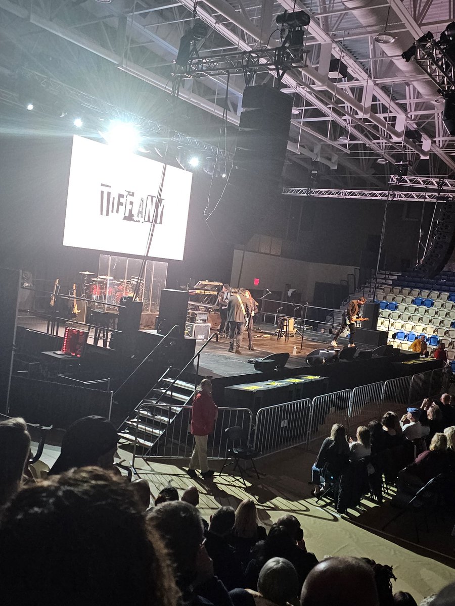 𝓒𝓱𝓪𝓭™ tweet media