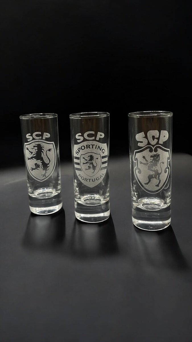 💚 Sporting Clube de Portugal Fans, Check This Out! 💚

For the true Leões 🦁, these Sporting CP engraved shot glasses are the perfect way to rep your club! Whether for match day celebrations or adding to your SCP collection, they make a great gift for any fan.