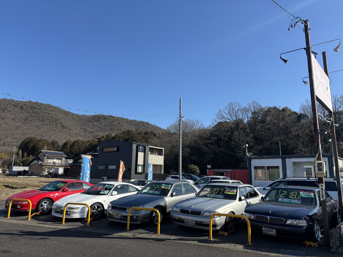 swdrifter's tweet photo. めちゃくちゃいい天気☀️

日曜、月曜と営業してますので、ぜひお越しください♪

#mr2 #sw20 #toyota #toyotamr2 #mr2turbo #衝撃x笑劇　 #mr2sday #3sgte #trd #toms #import #primemr2 #jdm #jdmgram #japan #stancenation #mortersport #mr2life  #midship 
#beastR #テヅカ自動車 
#ドリフト https://t.co/qpSvfIroCu
