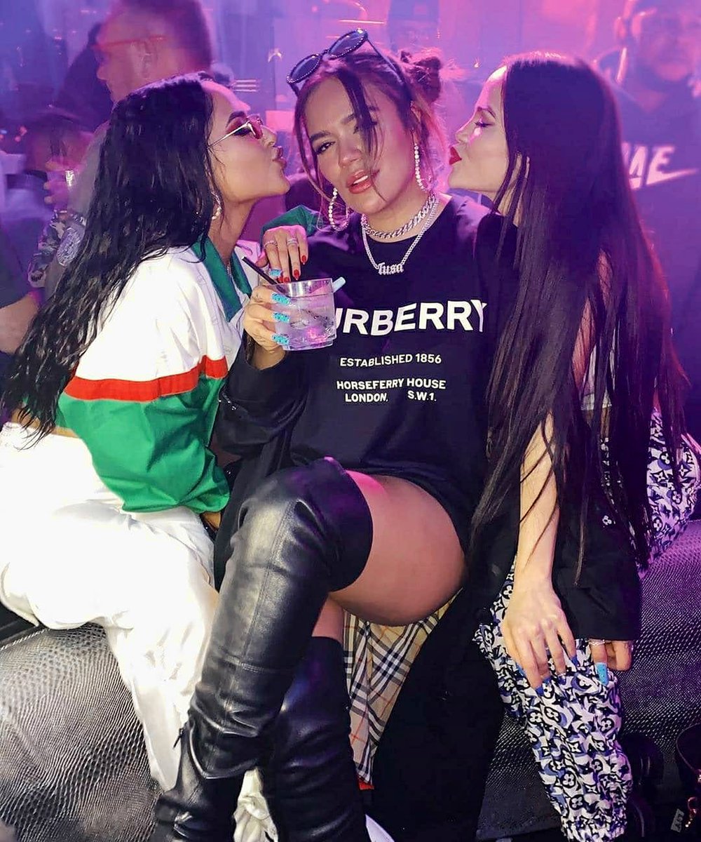 Natti Natasha Charts tweet media